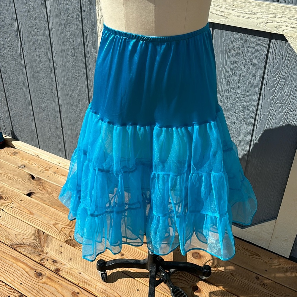 Blue malcomodes petticoat size xl